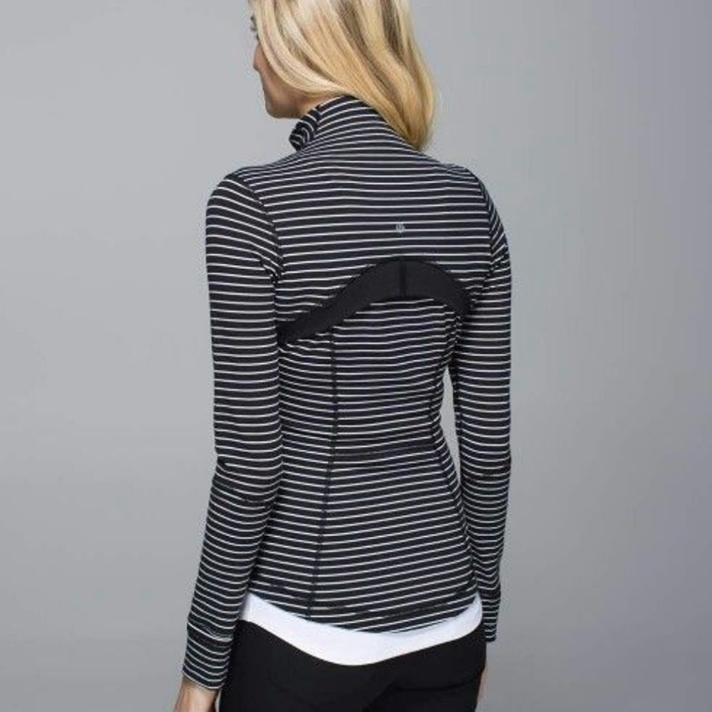 Lululemon Define Jacket - Picture 2 of 9